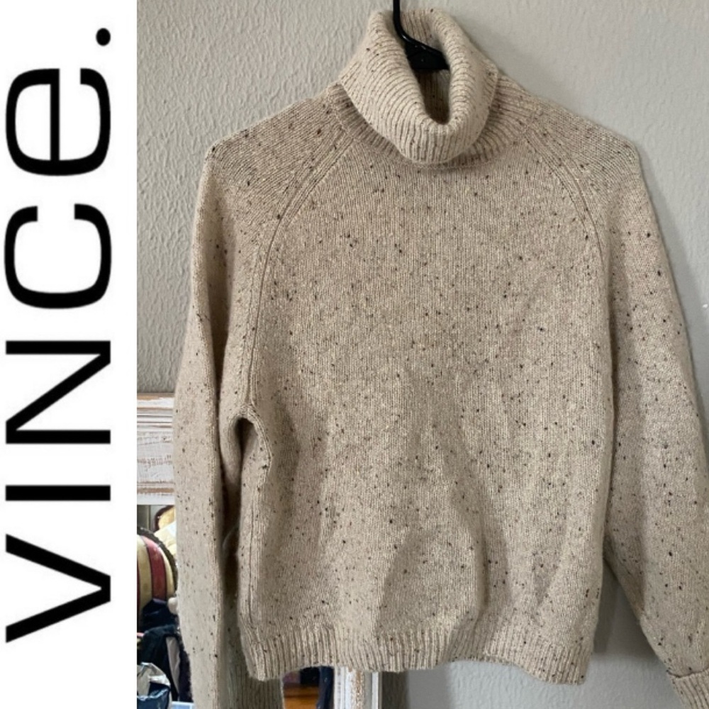 Vince 100% cashmere sweater